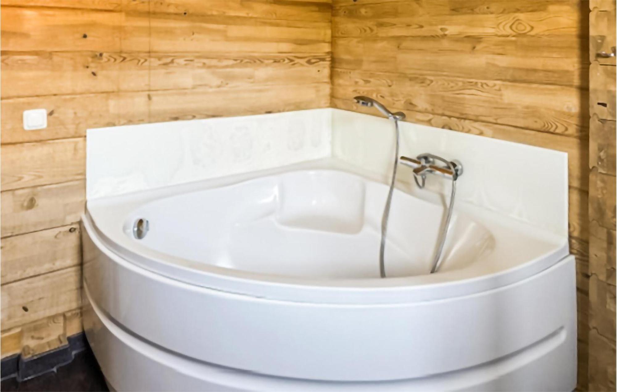 Lovely Home In Heel With Wifi エクステリア 写真