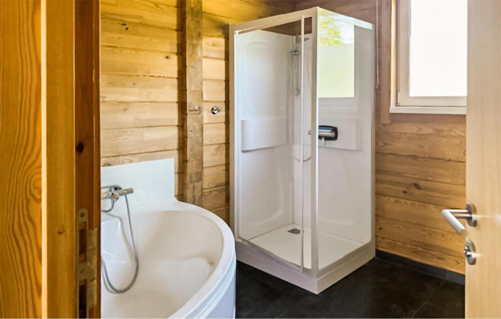Lovely Home In Heel With Wifi エクステリア 写真