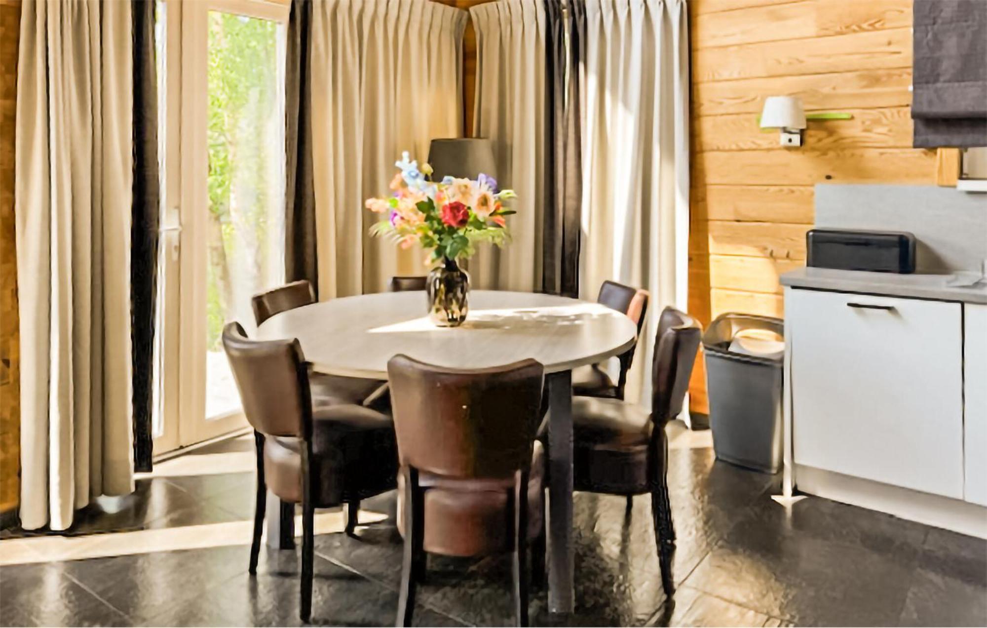 Lovely Home In Heel With Wifi エクステリア 写真